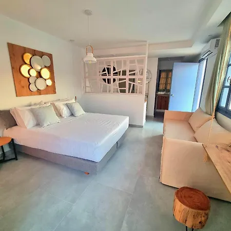 Thalassa Hotel Livadia (Tilos)