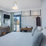 Thalassa * Livadia (Tilos)