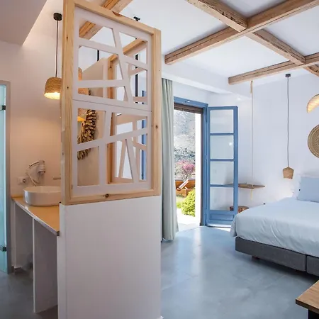 Thalassa * Livadia (Tilos)