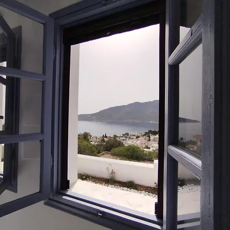 Thalassa Ξενοδοχείο *