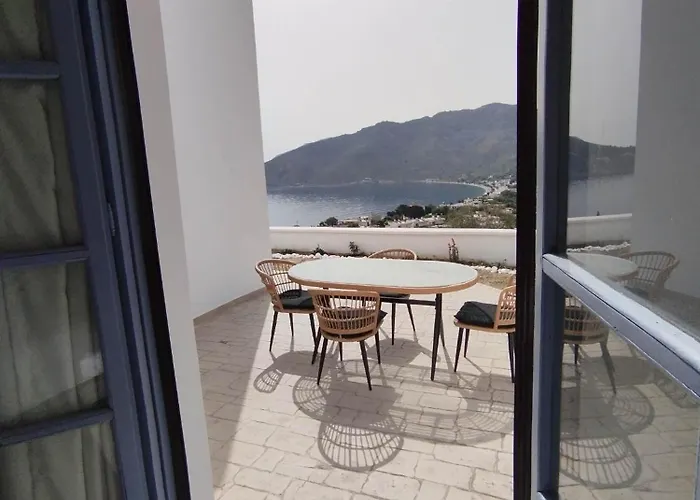 ホテル Thalassa Livadia